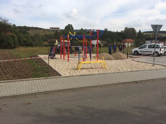 Neue Turnhalle und Spielplatz im Kindergarten