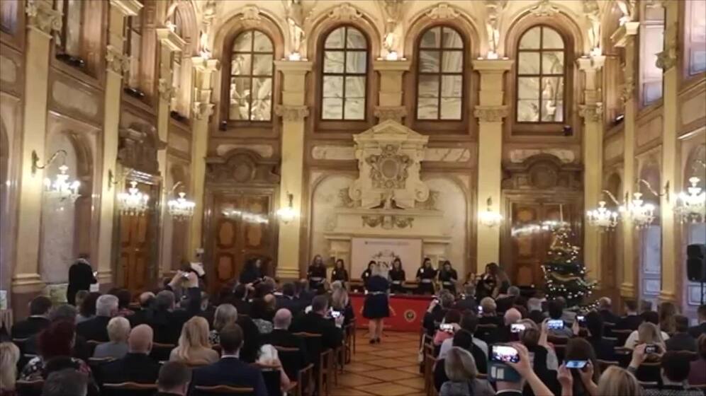 Auszeichnung als Dorf des Jahres und Konzert der Glocken im Senat der Tschechischen Republik