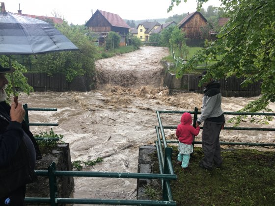 Mai-Hochwasser in Ratiboř