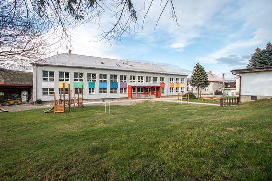 Wiederaufbau des Kindergartens